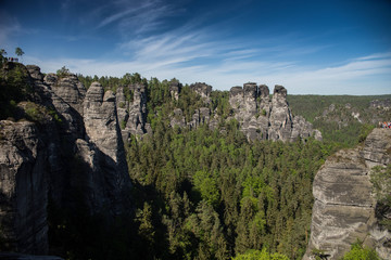 Fototapeta na wymiar sächsische schweiz schrammsteine bastei lilienstein wandern