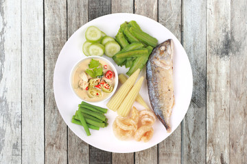 Green chili dip as Nam Prik Num with set.