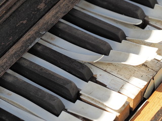 Keys of a desolate old weathered piano, Melbourne 2017