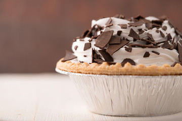chocolate cream pie with chocolate shavings