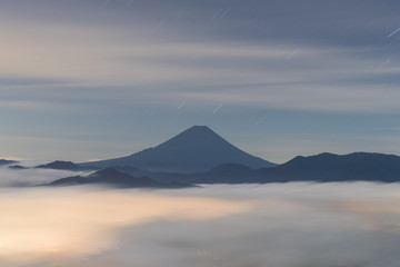 Fototapeta premium Mt.Fuji with sea of clouds in summer , Seen from Mt.Kushigata
