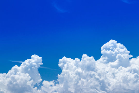 夏の青空