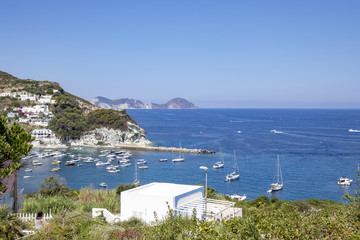 Piscine Naturali con veduta di Palmarola