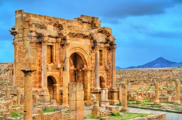 Poster Trajan Arch within the ruins of Timgad in Algeria. © Leonid Andronov