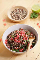Obraz na płótnie Canvas quinoa salad