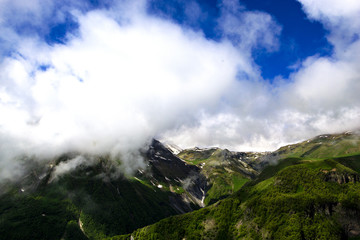 Gorgeous Georgia: walking in the mountains