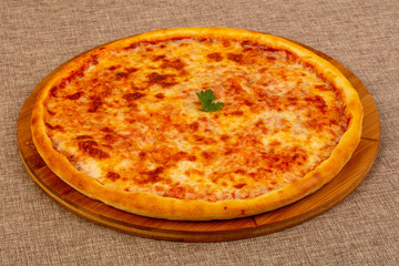 Pizza four cheeses