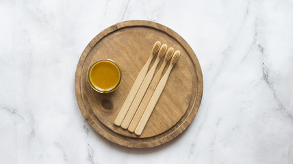 eco friendly Paste and brush