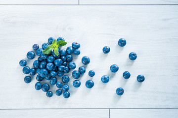 blueberries and mint