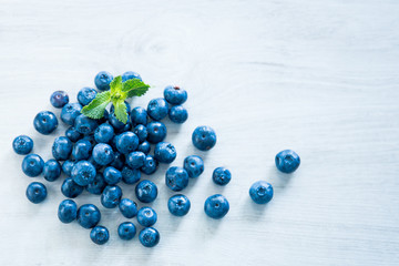 blueberries and mint