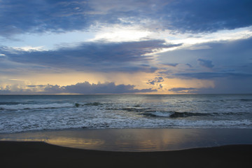 Naklejka na ściany i meble Sunrise on Beach Puerto Viejo Costa Rica