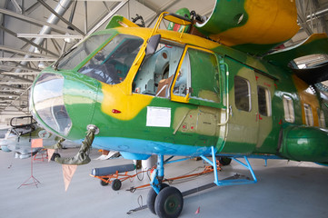 Helikopter w warsztacie