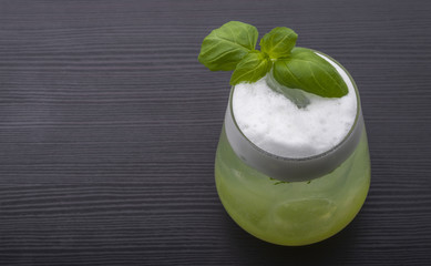  basil drink green
