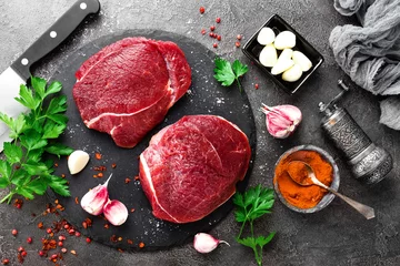 Tableaux sur verre Steakhouse Raw beef meat. Fresh beef steaks
