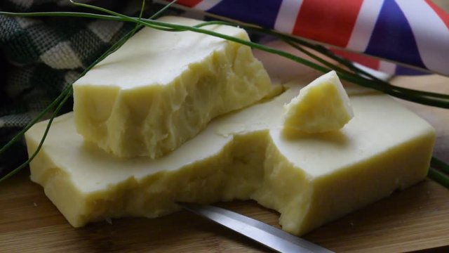 Cheddar cheese &Tau;&sigma;έ&nu;&tau;&alpha;&rho; &tau;&upsilon;&rho;ί Formaggio جبنة تشيدر  K&auml;se 체더 치즈 queso Video Čedar fromage Чеддер Չեդեր պանիր צ'דר England チェダーチーズ kaas juusto 