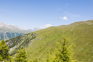 Muottas Muragl, Bergstation, Standseilbahn, Aussichtsberg, Wandwerg, Oberengadin, Alpen, Sommer, Sommersport, Graubünden, Schweiz