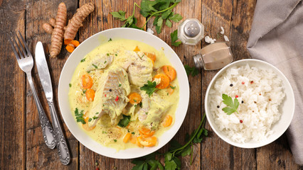 fish with sauce and carrot