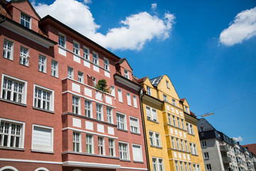 Fototapeta premium wunderschöne Altbauhäuser in München, renoviert