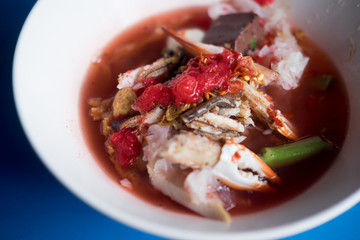 Pink seafood flat noodles (Yen ta fo)