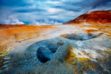 Crédence de cuisine en verre imprimé Volcan Ominous view geothermal area Hverir (Hverarond). Location place Lake Myvatn, Krafla, Iceland, Europe.