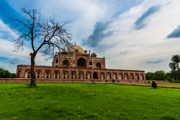 Fototapeta premium A view of Humayun's Tomb