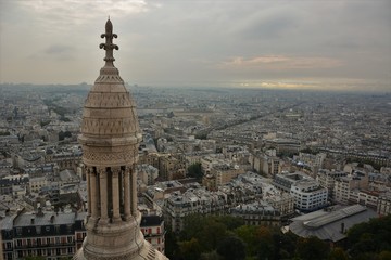 Fototapeta na wymiar Paris cityscape from Sacre-Coeur Basilica