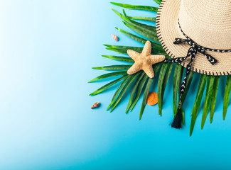 Traveler accessories, summer background © Inna Vlasova