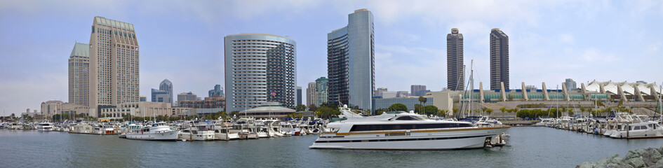 Fototapeta na wymiar San Diego marina downtown buildings panorama.