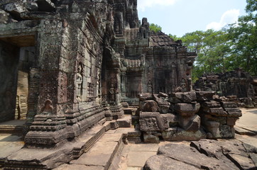 Fototapeta premium cambodia ancient hindu temple angkor ruins stone asia