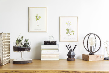 Fototapeta na wymiar Stylish and minimalistic desk