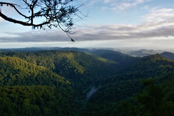 Obraz premium The valley is going to sleep