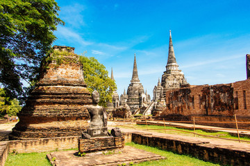 Obraz premium Wat Phra Si Sanphet is a popular tourist attraction in Ayutthaya Thailand.