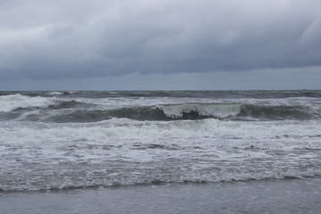 嵐の海