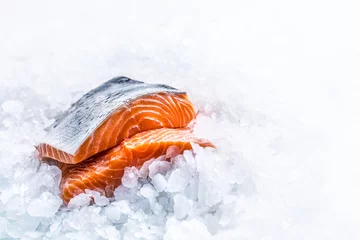 Fotobehang Close-up Fresh raw salmon fillets on Ice © weyo