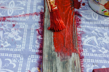 brush color of red wooden plank