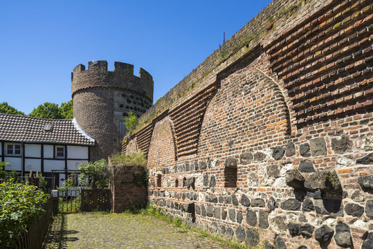 zons altstadt mittelalter
