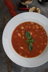 Томатный суп.  Tomato soup.