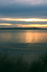 Obraz premium Sunset over Tuggerah lake.
