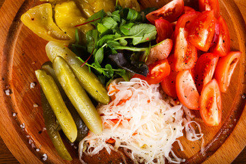 Pickled vegetables mix