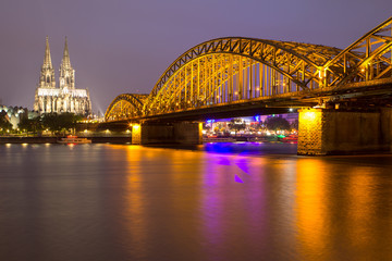Fototapeta premium Hohenzollern Bridge and Cologne Cathedral, Cologne, Germany