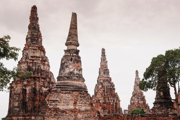 Fototapeta na wymiar Ruin pagoda of Wat Chai Watthanaram, Ayutthaya, Thailand