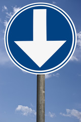 vorgeschriebene Fahrtrichtung 