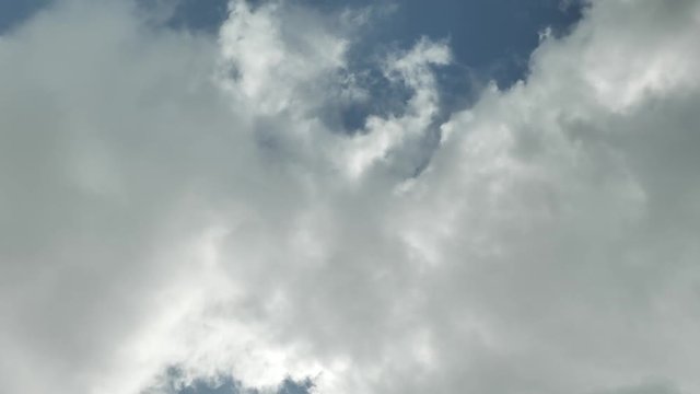 4 k Time-Laps frame posterise fasted video with view of clouds