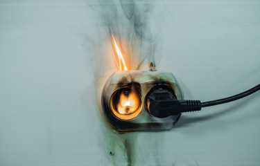 Electrical short circuit An electrical fault leading to the electrical wire. ignition of the outlet. faulty switch. a dangerous thing