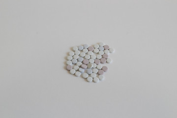 Medicines (tablets, capsules, dragees)