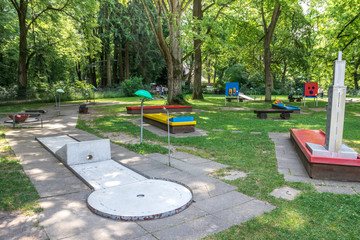Miniaturgolfplatz - diverse Bahnen