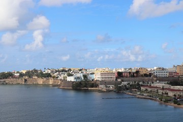 Fototapeta na wymiar Coastline and city views along Old San Juan , Puerto Rico