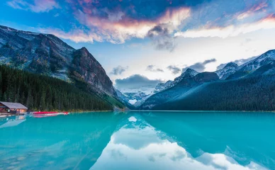 Sonnenuntergang am Lake Louise, Rocky Mountains, Kanada © Richard