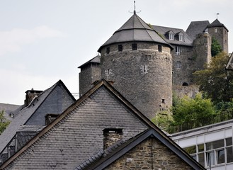 Fototapeta na wymiar chateau de Montjoie