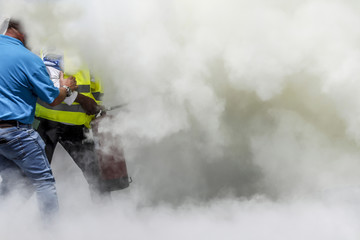 Obraz premium Extreme firefighting training